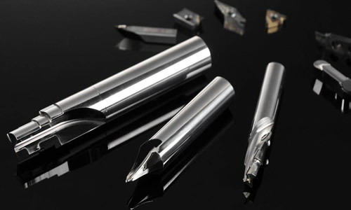 切削刀具多弧離子鍍膜的應用研究